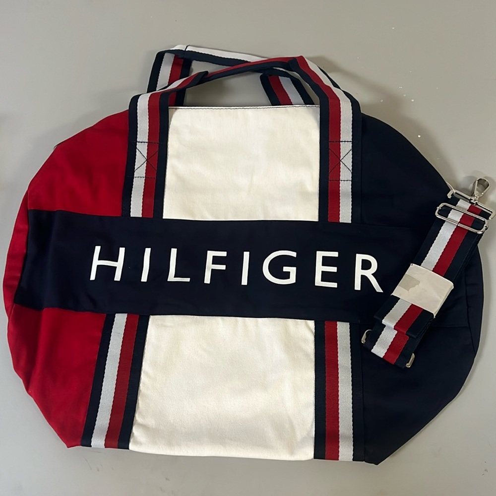 Tommy Hilfiger Duffle Bag